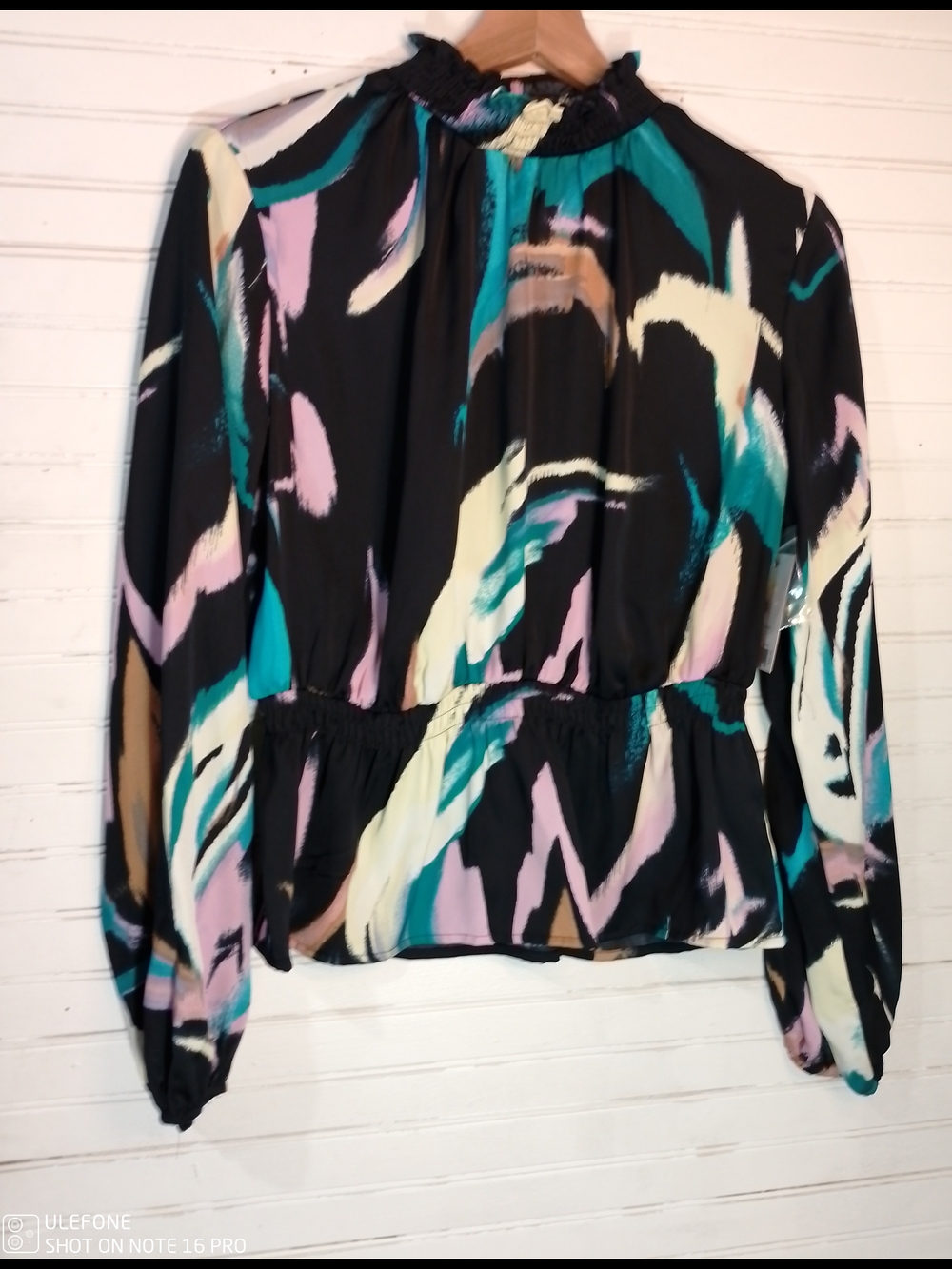 Nine West NWT Abstract Print Long-Sleeve Peplum Top - Navy Multicolor